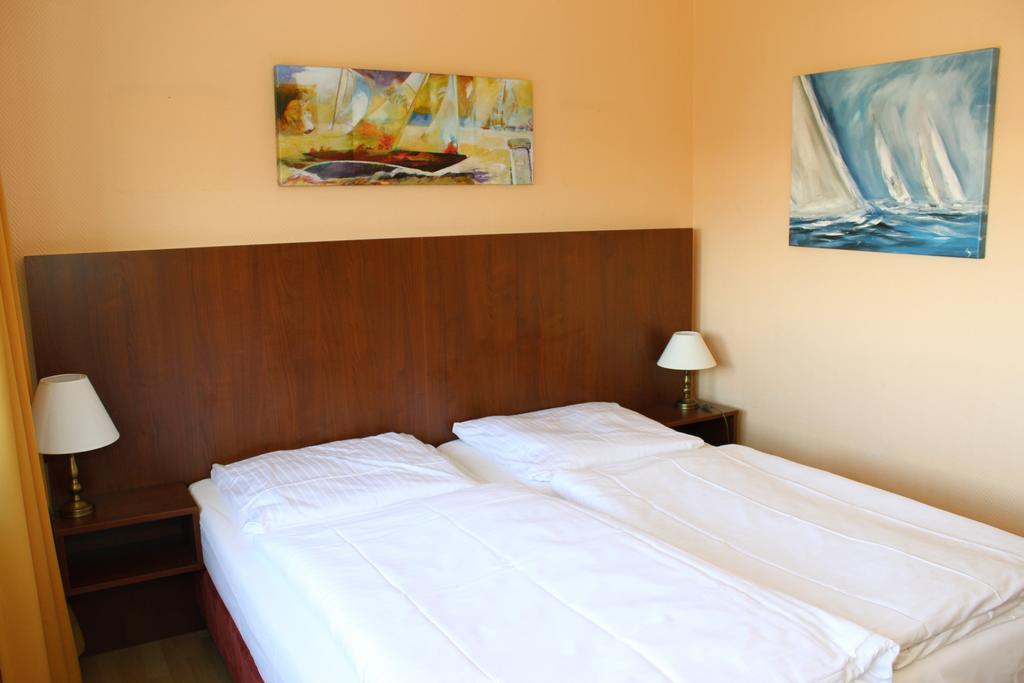 Wiking Hotel Henstedt-Ulzburg Kültér fotó